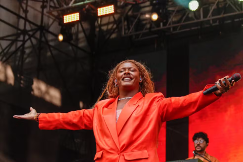 Liniker no Grammy Latino: Quando o Brasil Canta Mais Alto
