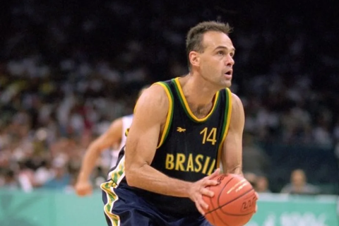 Oscar Schmidt: O adeus ao “Mão Santa” que eternizou o Basquete Brasileiro